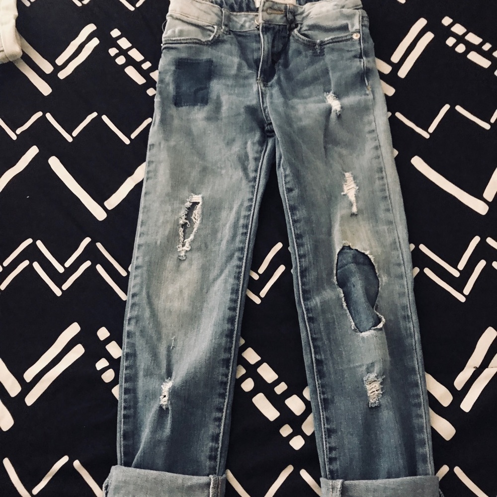 Zara Girl’s distress jeans.